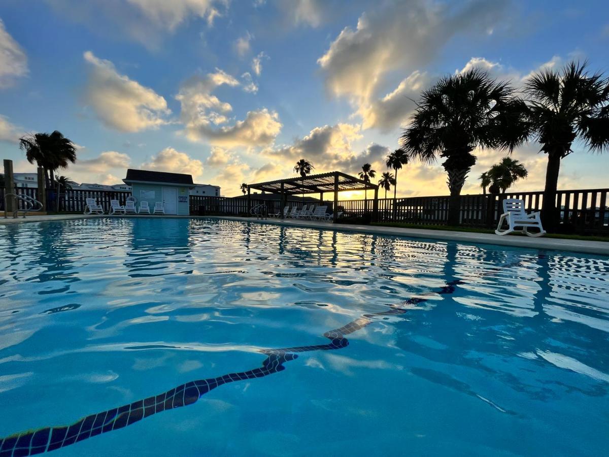 Rockport Waterfront Condo With A View Exterior foto